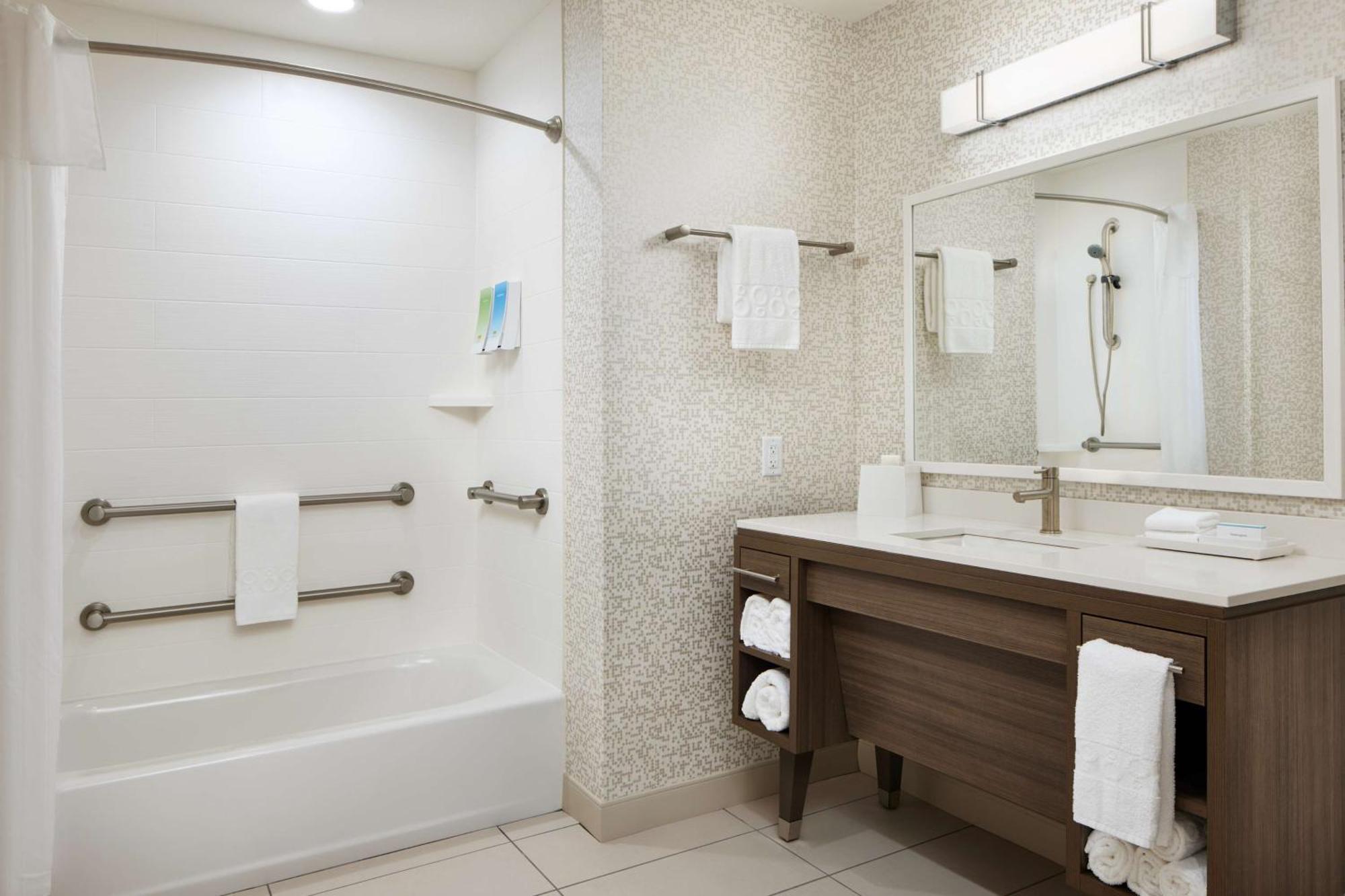 Home2 Suites By Hilton Стюарт Екстериор снимка